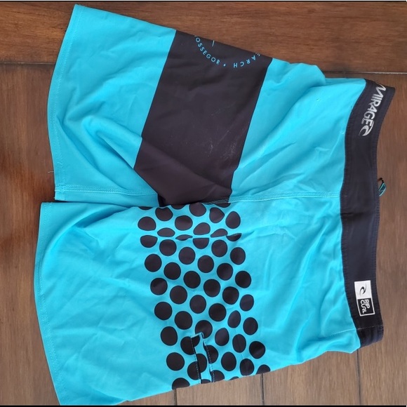 Rip Curl board shorts! - Picture 3 of 3